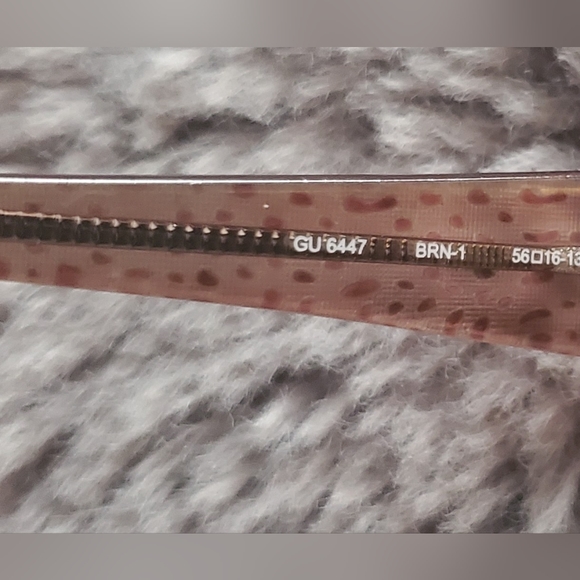 Sunglasses - Picture 3 of 4